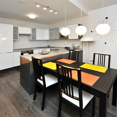 ברטיסלאבה Aplend City Laurinska 11 מראה חיצוני תמונה